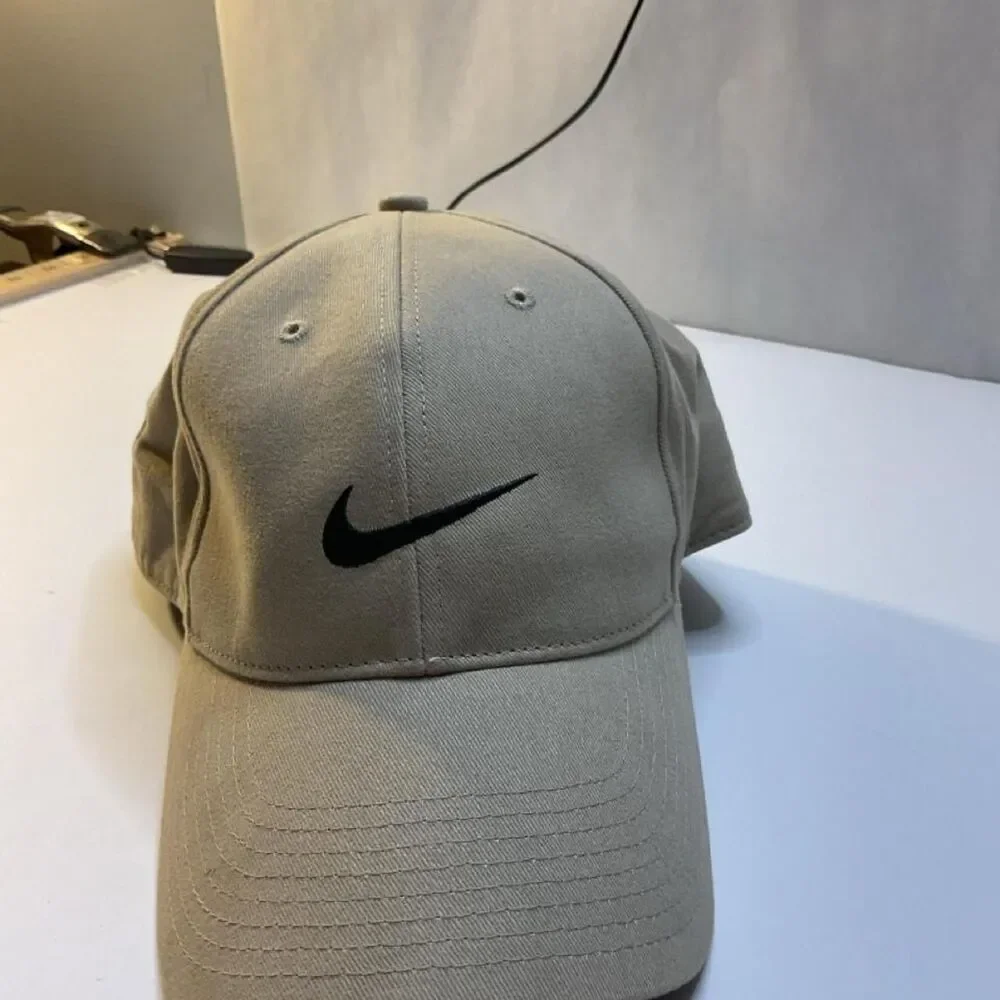 Nike Men's Hat